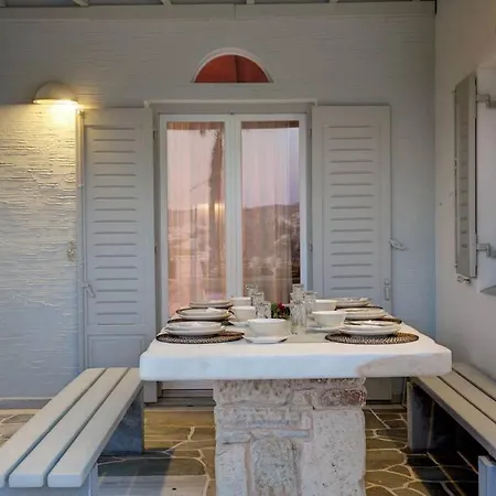 Sea View Villa *